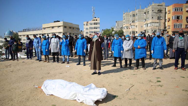 COVID-19: New West Bank lockdown as Palestinians face surge of coronavirus cases